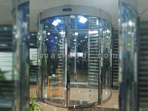 نمونه کار درب اتوماتیک شیشه ای قوسی مجتمع تجاری تهران