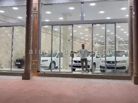 درب دستی با ریل اتوماتیک نمایشگاه اتومبیل (2)
